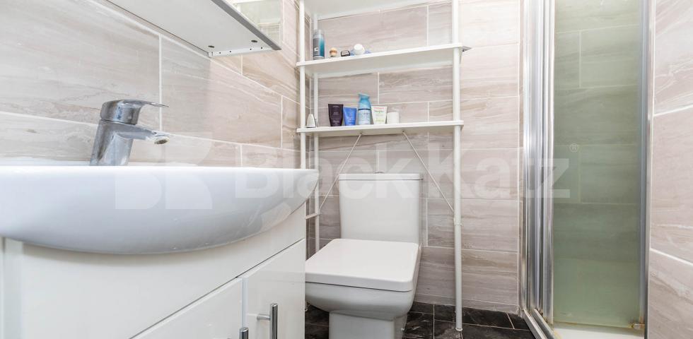 			NEW INSTRUCTION!, 2 Bedroom, 1 bath, 1 reception Flat			 Holloway Road, ARCHWAY